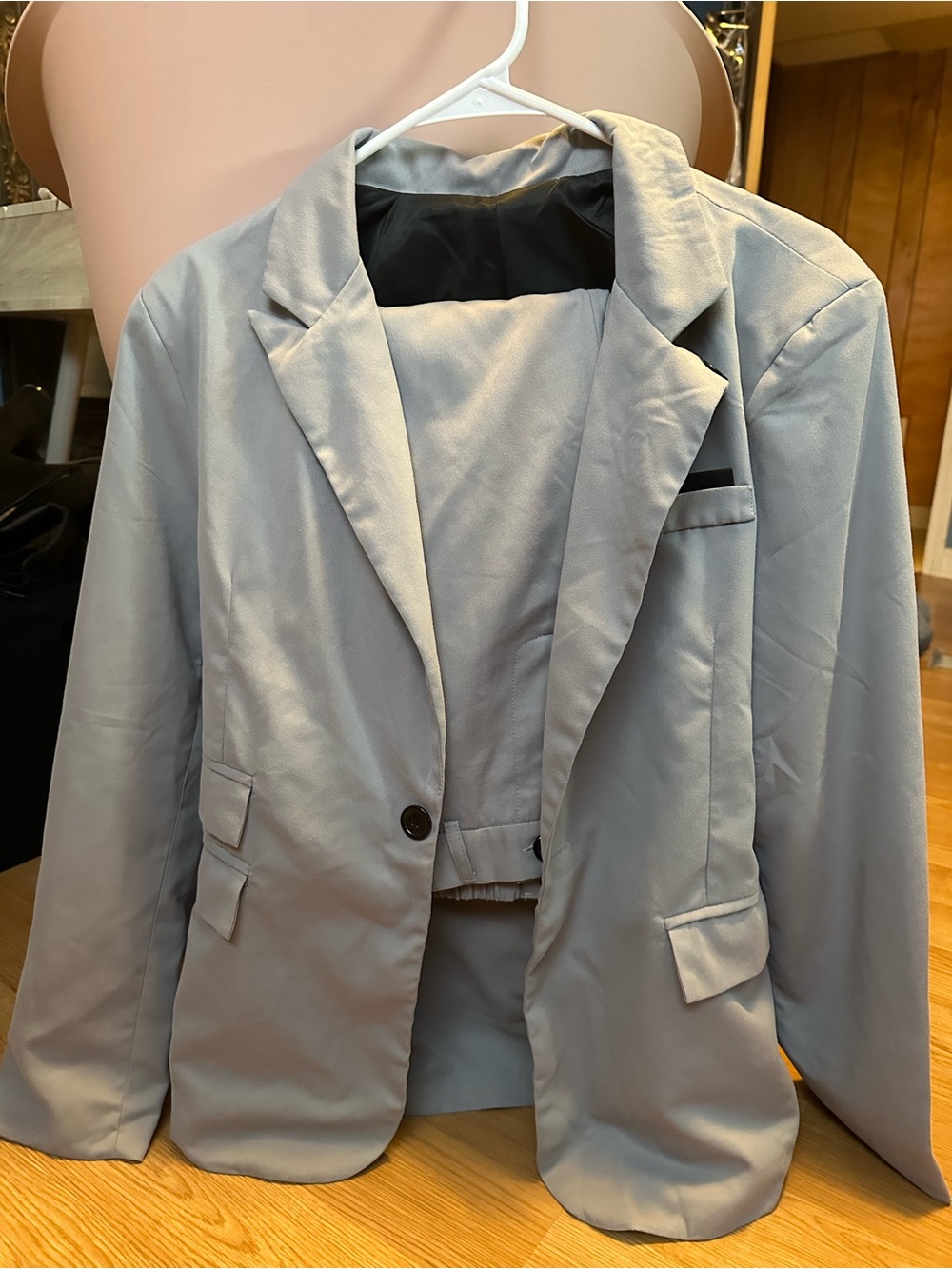 Light Gray Single-Button Blazer & Pants